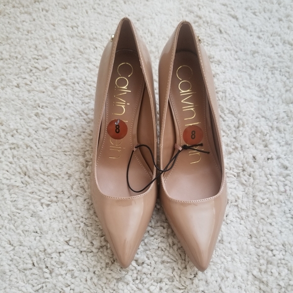 Calvin Klein Shoes - Calvin Klein Women's Nilly Desert Sand 8 NWOT